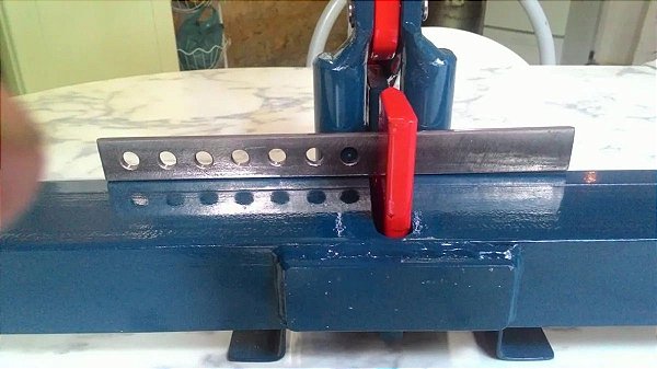 Dobradeira Manual Dm2 + Mesa Gabarito