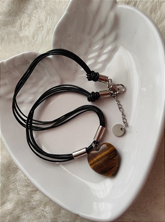colar choker com pingente pedra olho de tigre coração