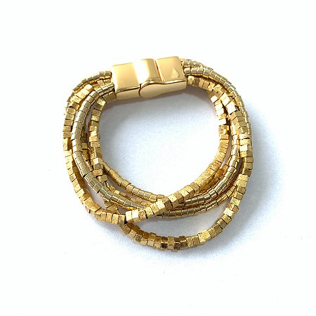 PULSEIRA  ARIELA.