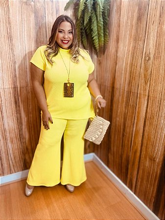 Conjunto amarelo lindoooo