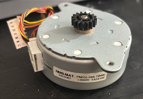 Motor De Passo Nmb Pm55l-048