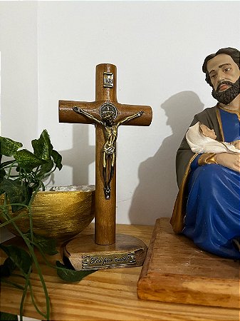 Crucifixo de Mesa e Parede, redondo, 17 cm