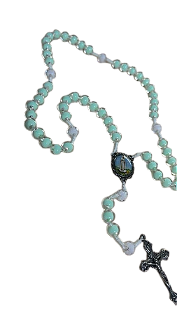 Terço Nossa Senhora de Fátima, transparente com verde