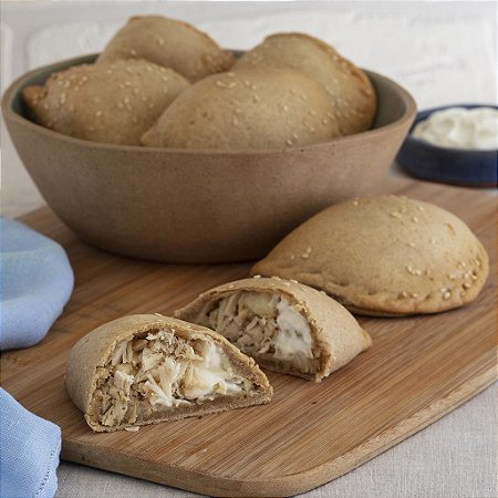 PASTEL DE FORNO FRANGO COM REQUEIJÃO LIGHT (6 unidades - 120g cada)