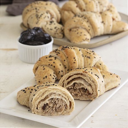 CROISSANT FRANGO DEFUMADO COM AMEIXA (6 unidades - 140g cada)