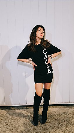 Camiseta Preta Silkada Oversized CAUSA Vertical