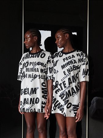 Camiseta com Estampa Silkada Oversized CAUSAMOR