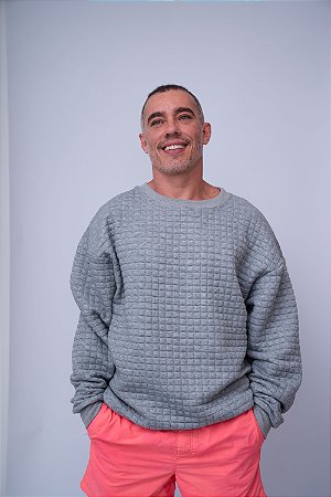 Moletom Oversized Cinza Matelassê Coleção CAUSANDO SORTE