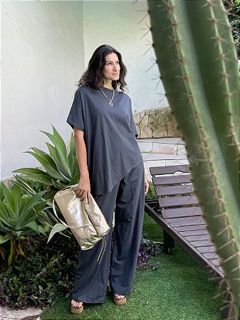 TOP ASSIMÉTRICA MALHA