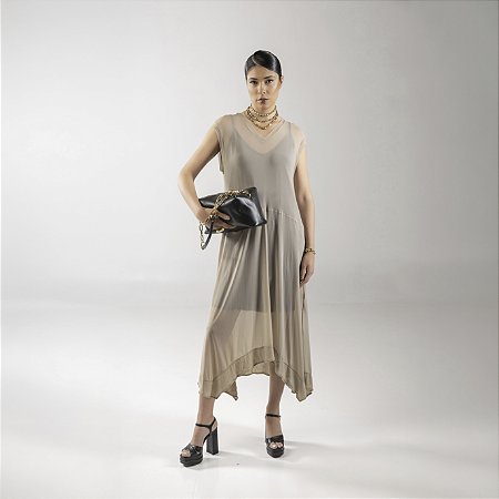 VESTIDO TULE MEIA LUA