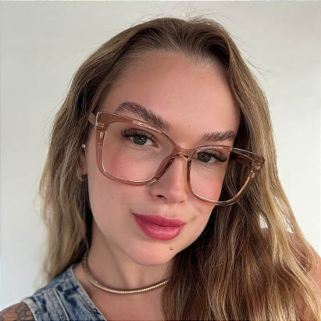 Kit Verão 🌴 - Clipon Camile marrom Translucido + Cordão + Limpa lentes – por R$199,00