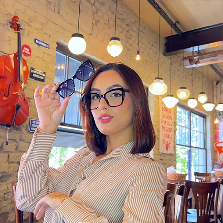 Clipon Eva preto + óculos de maquiagem