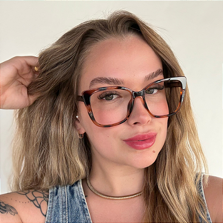 Clipon Camile marrom estampado + óculos de maquiagem