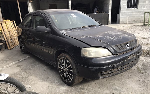 Sucata GM ASTRA GL 2.0 8V 2P 2000 Para Retirada de Peças