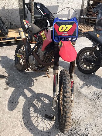 Sucata HONDA XR 250 TORNADO BRANCA 2003 Para Retirada de Peças