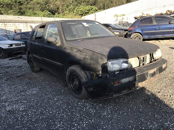 Sucata VW GOLF GL 1.8 8V 1996 Para Retirada de Peças
