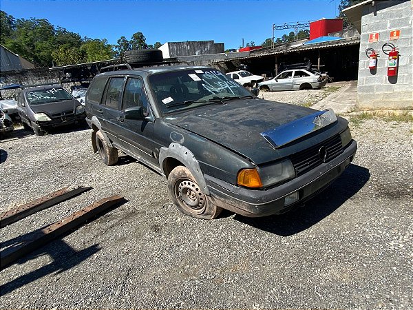 Sucata VW SANTANA QUANTUM GLS 2.0 8V 1992/1993 Para Retirada de Peças