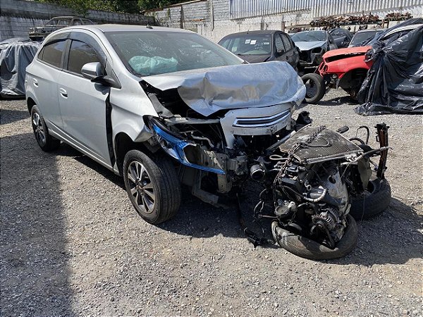 Sucata GM ONIX 1.4 8V AT LTZ 2016 Para Retirada de Peças