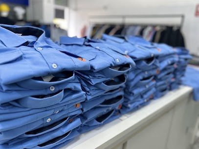 Uniformes personalizados para empresa de transportes/portaria