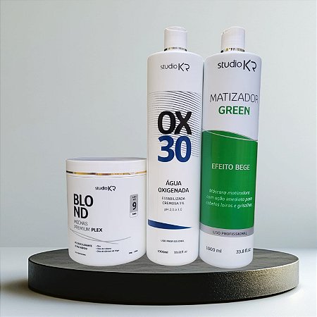 Pó descolorante  + Água Oxigenada 30 vol + Matizador Green