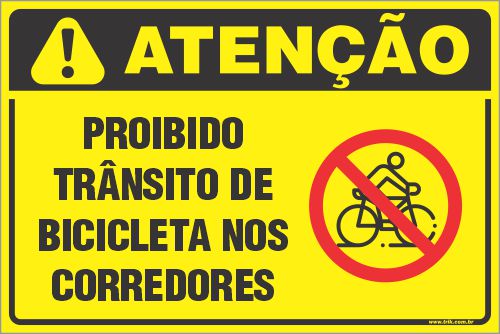 Placa de condomínio proibido trânsito de bicicleta nos corredores