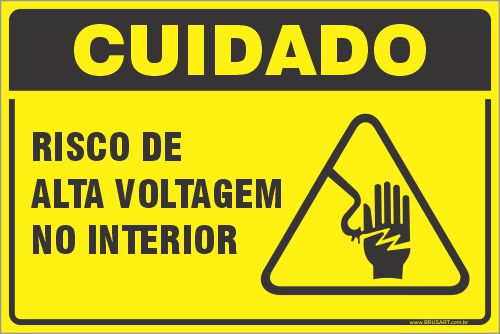 Placa de cuidado risco de alta voltagem no interior