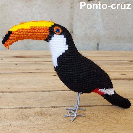 Tucanuçu - miniatura Pássaros Caparaó ponto-cruz