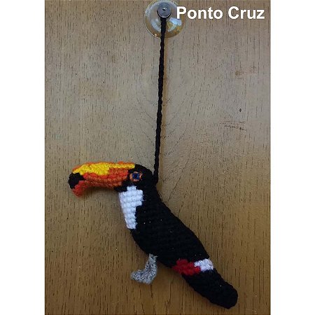 Tucanuçu - miniatura com ventosa Pássaros Caparaó ponto-cruz