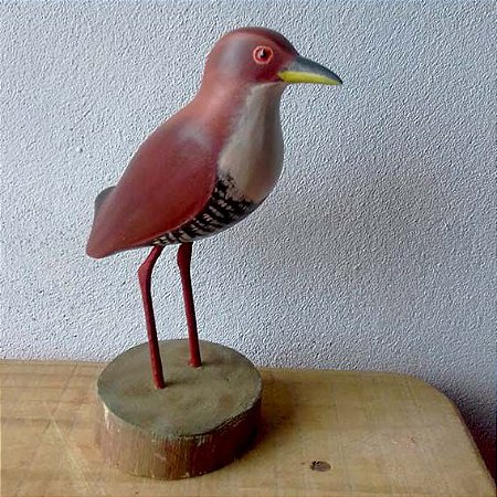 Sanã-vermelha - Miniatura em madeira Valdeir José