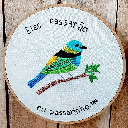 Saíra-sete-cores 2 - Bordado a Mão em Bastidor - Pássaros Caparaó