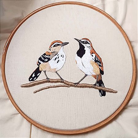 Tem-farinha-aí casal - Bordado a Mão em Bastidor - Bordando Aves