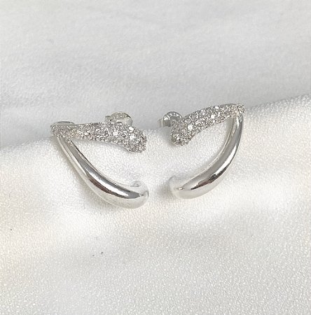 Earhook liso e cravejado