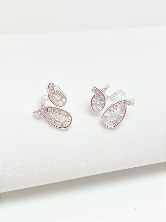 Brinco Earhook duplo cristal