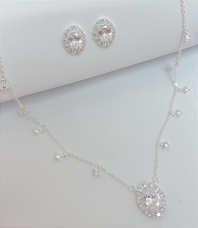 Conjunto oval pedrarias