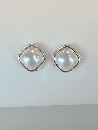 Brinco pérola cravejado