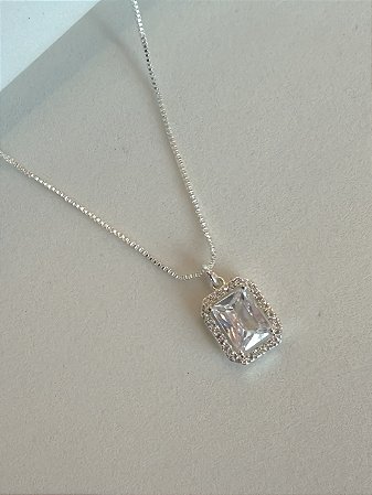 Colar quadrado zircônia