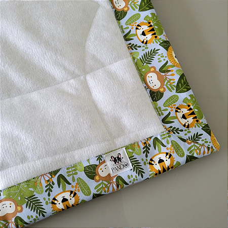 Tapete Higiênico Lavável Cachorro Floresta G - 70x100cm