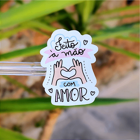 Adesivo FEITO A MÃO COM AMOR - 3,5x4,5cm - Sem personalização - Folha A4 (32un por folha)