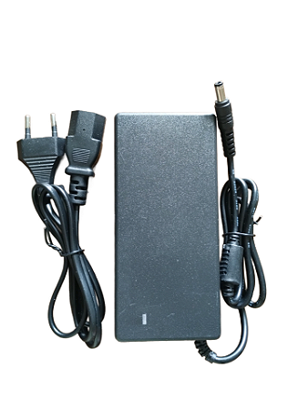 Fonte Estabilizada 12,v 08a Para Câmeras  Cftv Entre Outros Equipamentos Diversos.