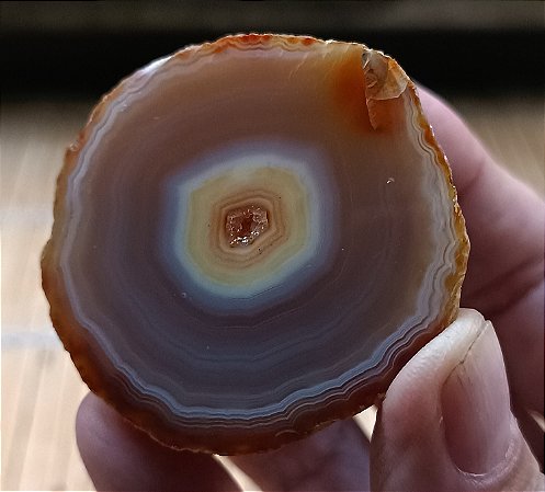 Lindo Geodo de Ágata Colorida