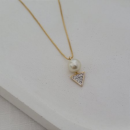 Colar Pérola Triângulo Banhado a Ouro 18K