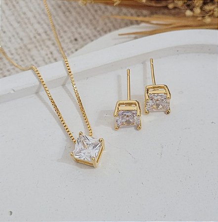 Conjunto Quadrado Cristal Banhado a Ouro 18K
