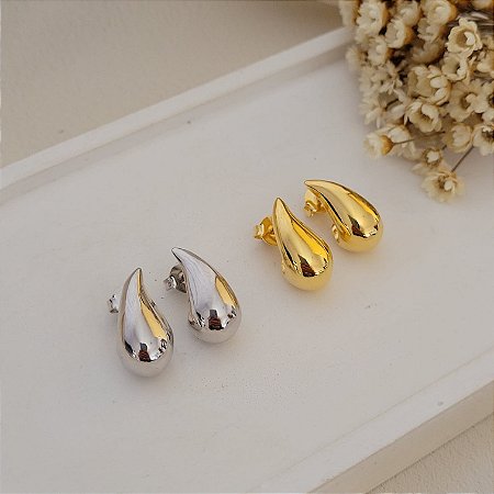 Brinco Gota Médio Banhado