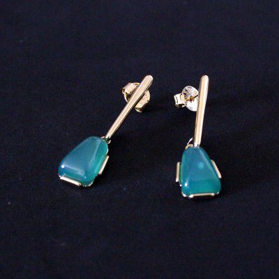 Brinco Semijoia Folheado a Ouro com Pedra Natural Ágata Verde