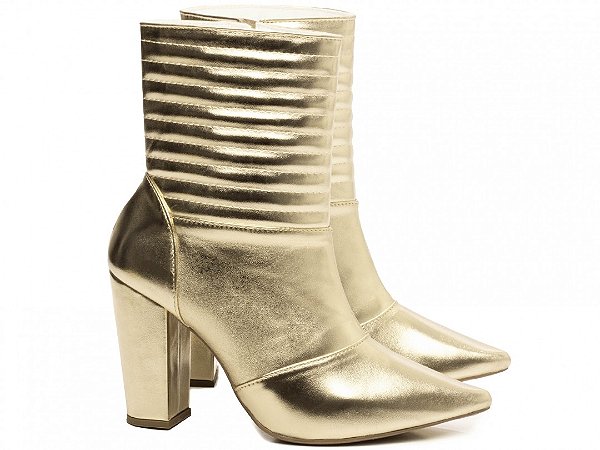 Bota Feminina TORRICELLA Dourado Bico Fino Napa e Matelassê