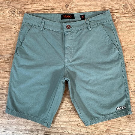 Bermuda Masculina Sarja HB Verde