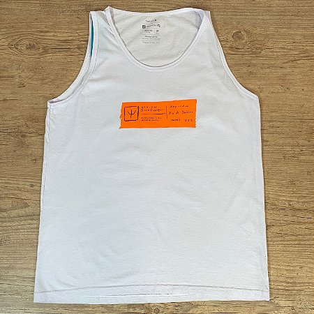 Camiseta Masculina Regata OSK Branco Estampa Laranja
