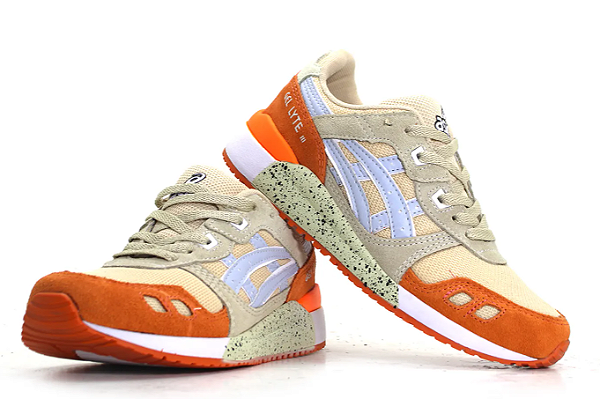 Tênis Masculino ASICS Gel Lyte III Bege Detalhes Laranja