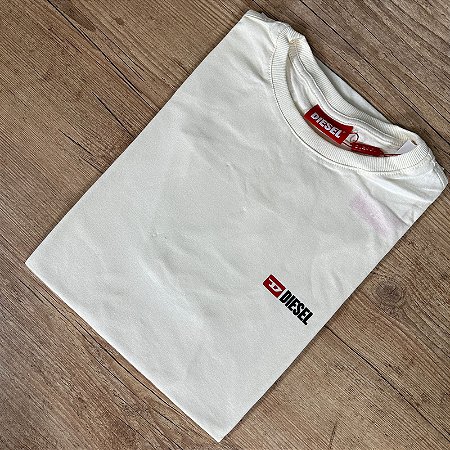 Camiseta Masculina DIESEL Branco Logo Vermelho Preto