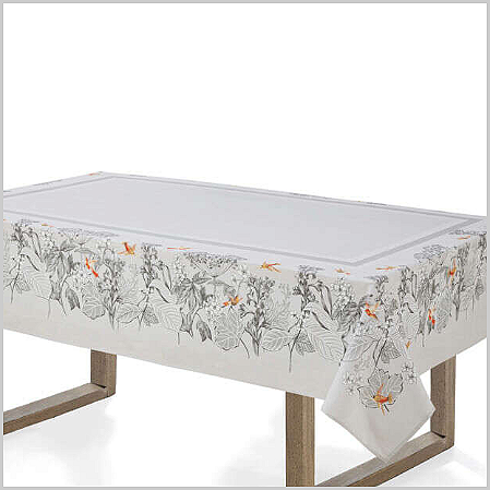 Toalha de Mesa KARSTEN Retangular 06 Lugares Marila 1.60 x 2.20